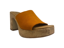 SANDALO CON TACCO ARANCIO